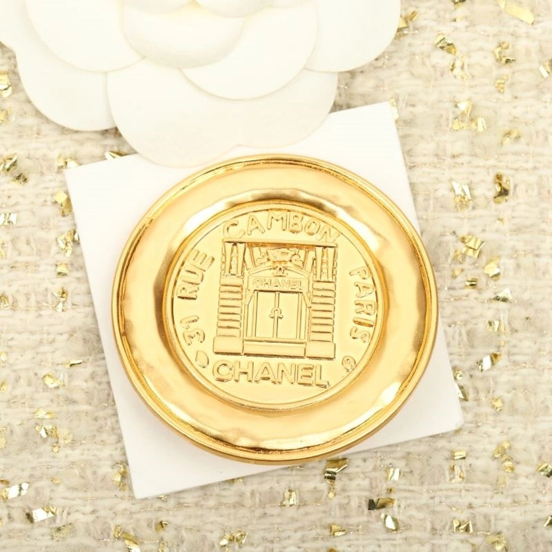 Chanel Brooches TimelessDesign 224391