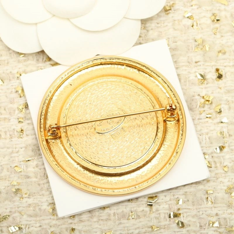 Chanel Brooches TimelessDesign 224391