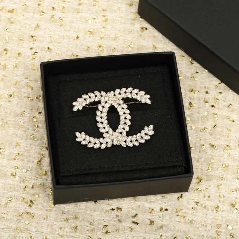 Chanel Brooches UrbanChic 224392