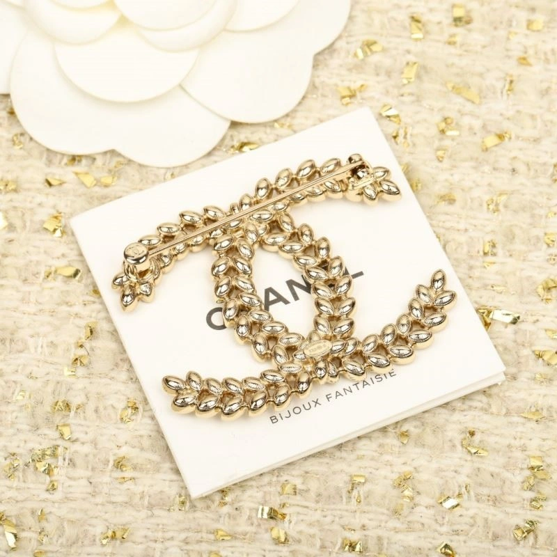 Chanel Brooches UrbanChic 224392