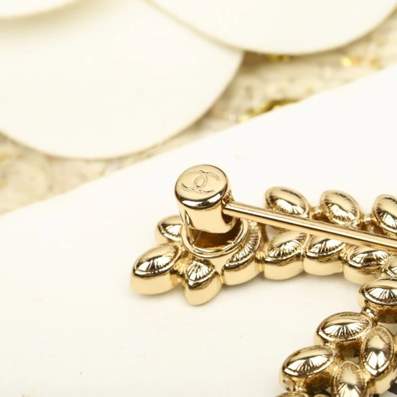 Chanel Brooches UrbanChic 224392