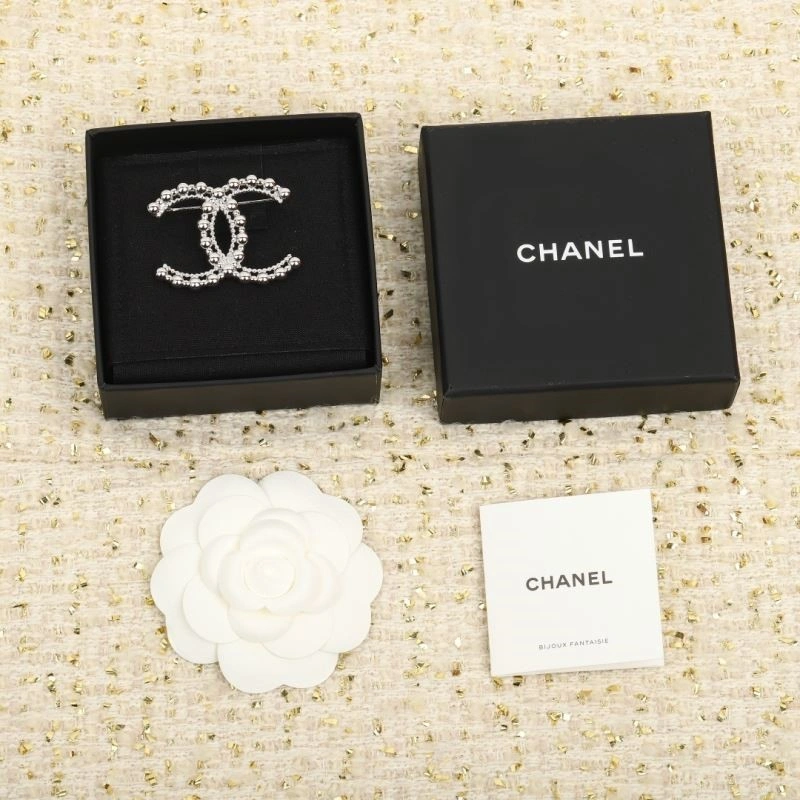 Chanel Brooches Sustainable 224340