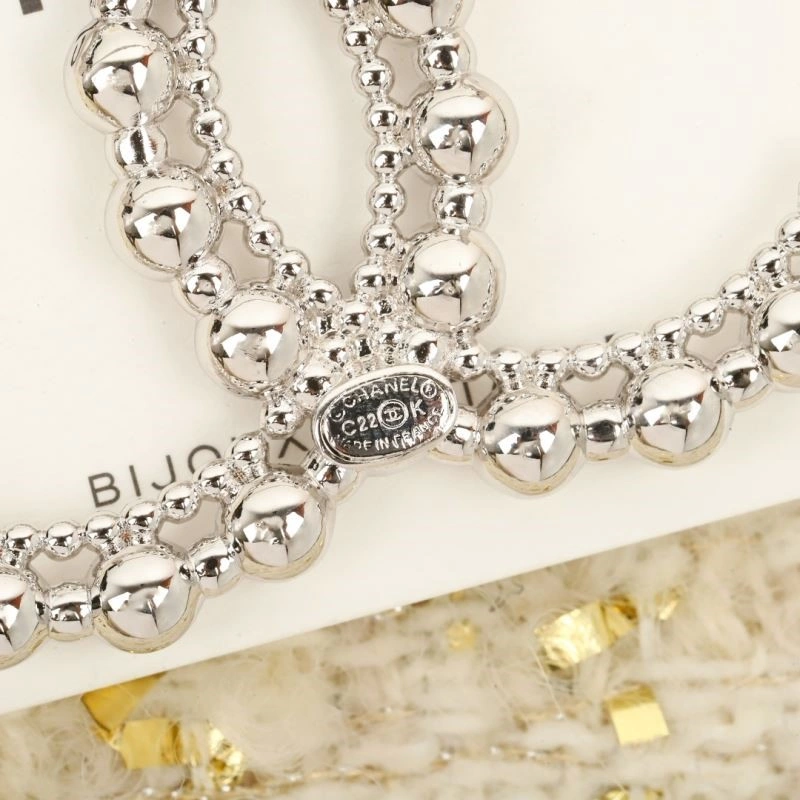 Chanel Brooches Sustainable 224340