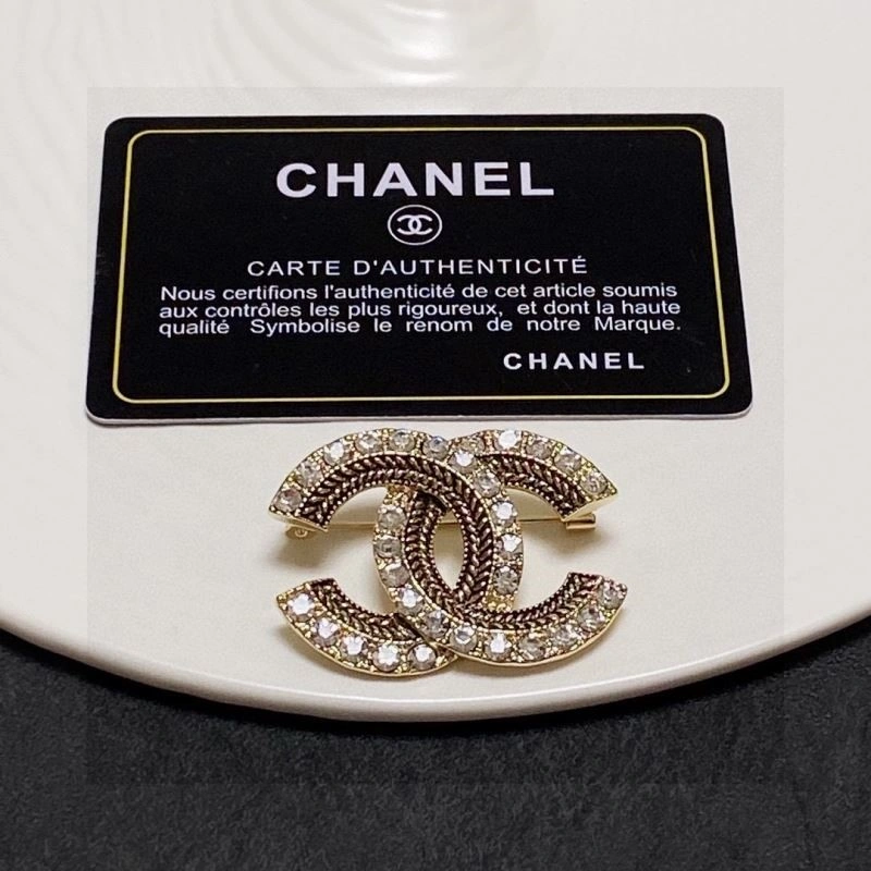Chanel Brooches FashionForward 224386