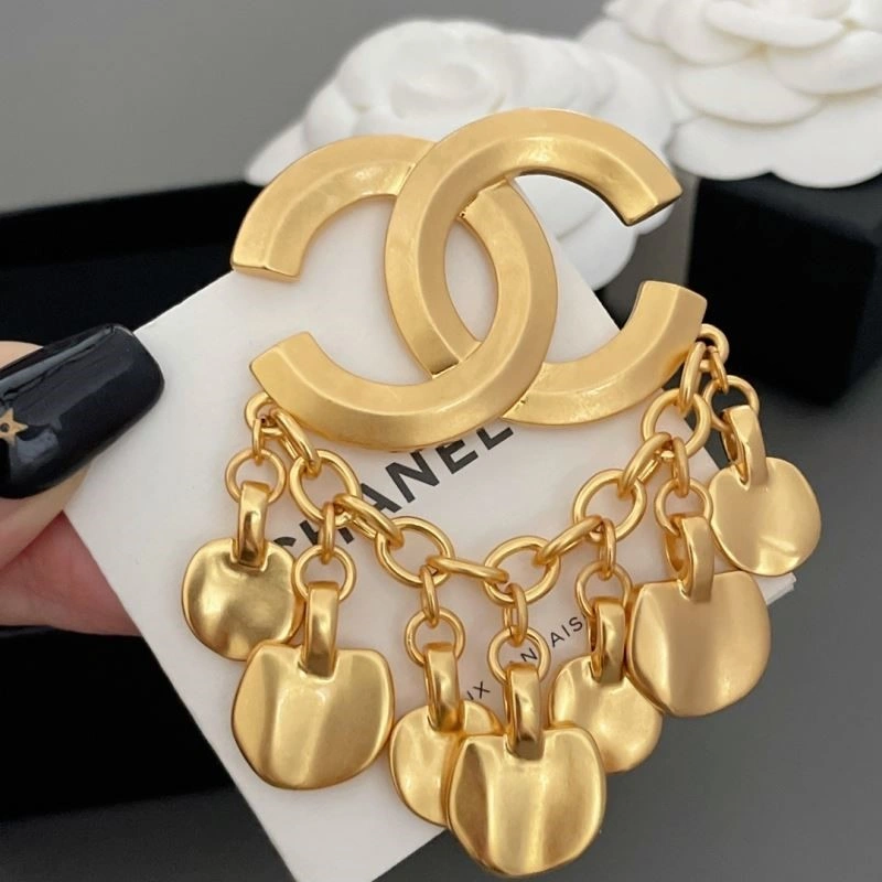 OdorResistant Chanel Brooches 224332