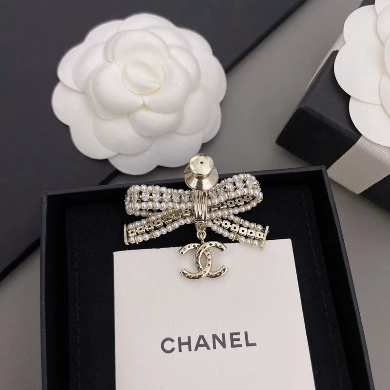 AllSeason Chanel Brooches 224318