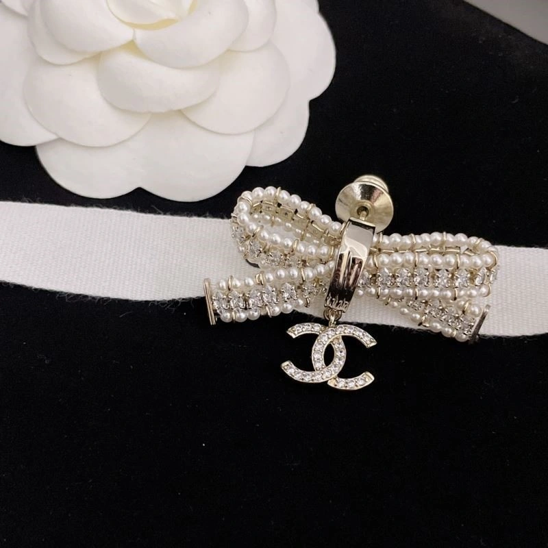 AllSeason Chanel Brooches 224318