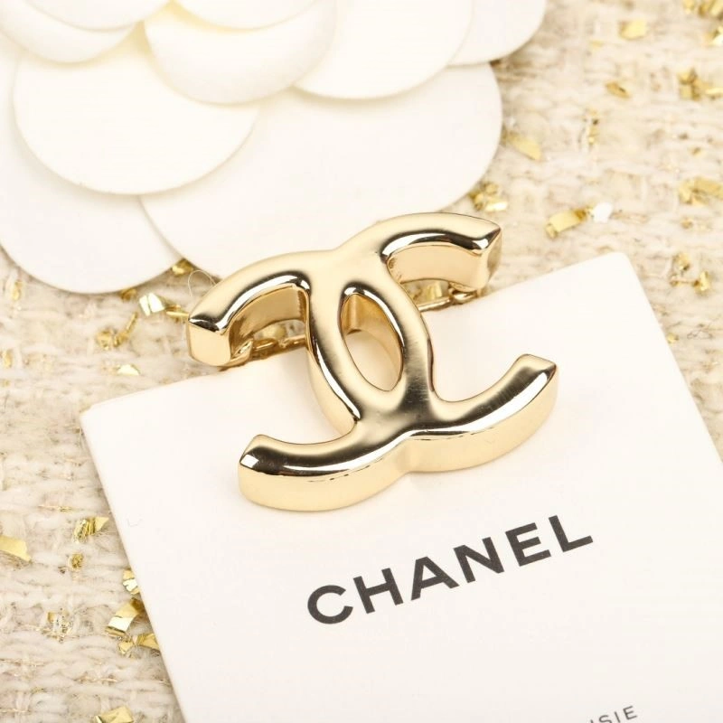 Chanel Brooches FashionForward 224327
