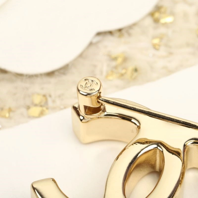 Chanel Brooches FashionForward 224327