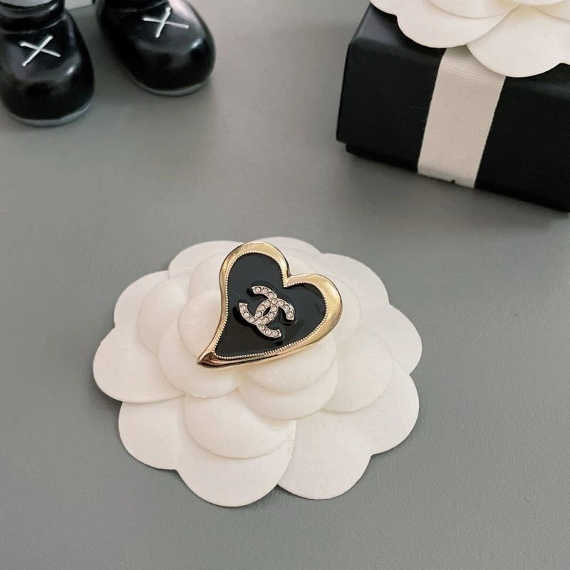 Chanel Brooches Neat 224325