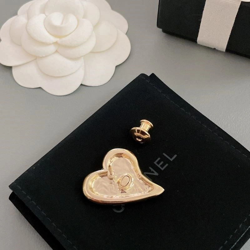 Chanel Brooches Neat 224325