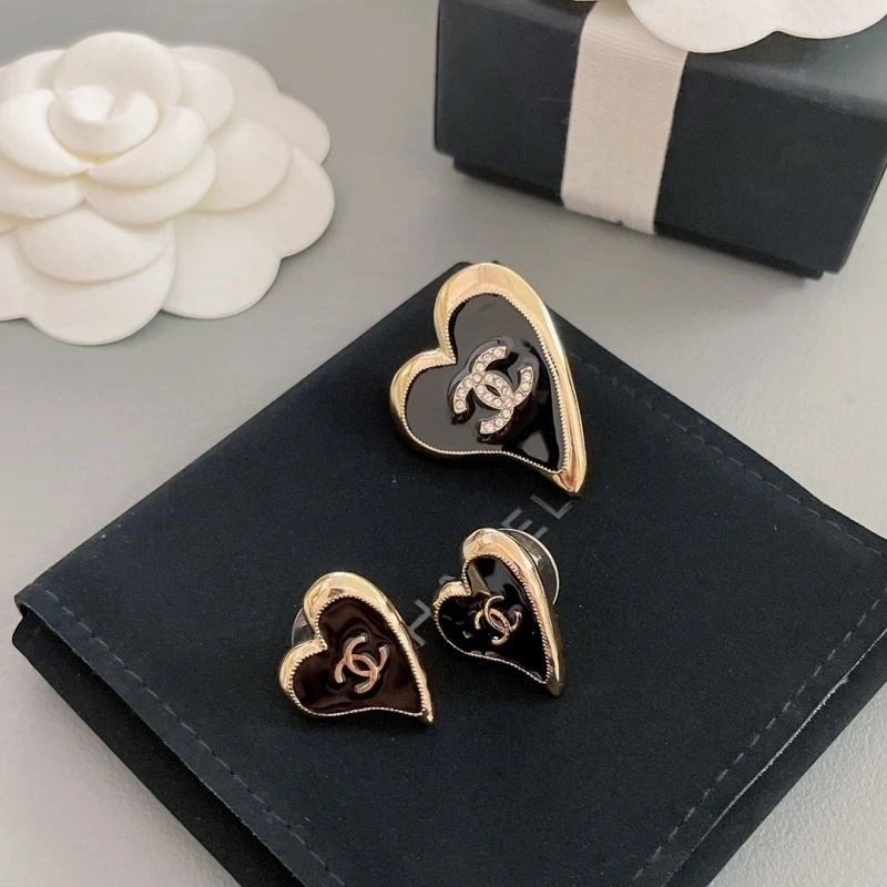 Chanel Brooches Neat 224325