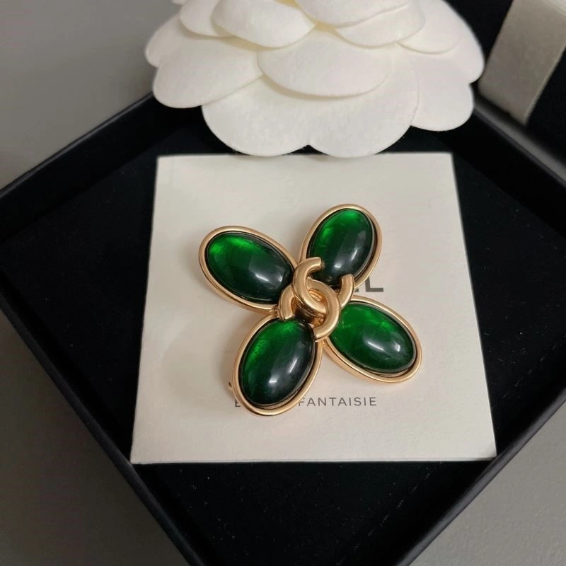 ComfortFit Chanel Brooches 224331