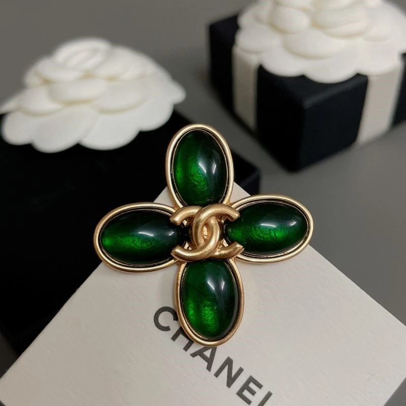 ComfortFit Chanel Brooches 224331