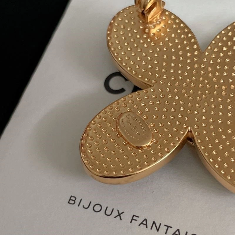 ComfortFit Chanel Brooches 224331
