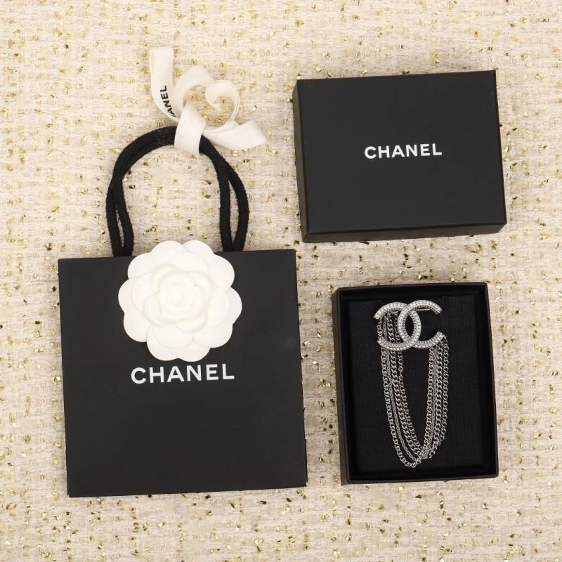 Chanel Brooches TechFriendly 224314