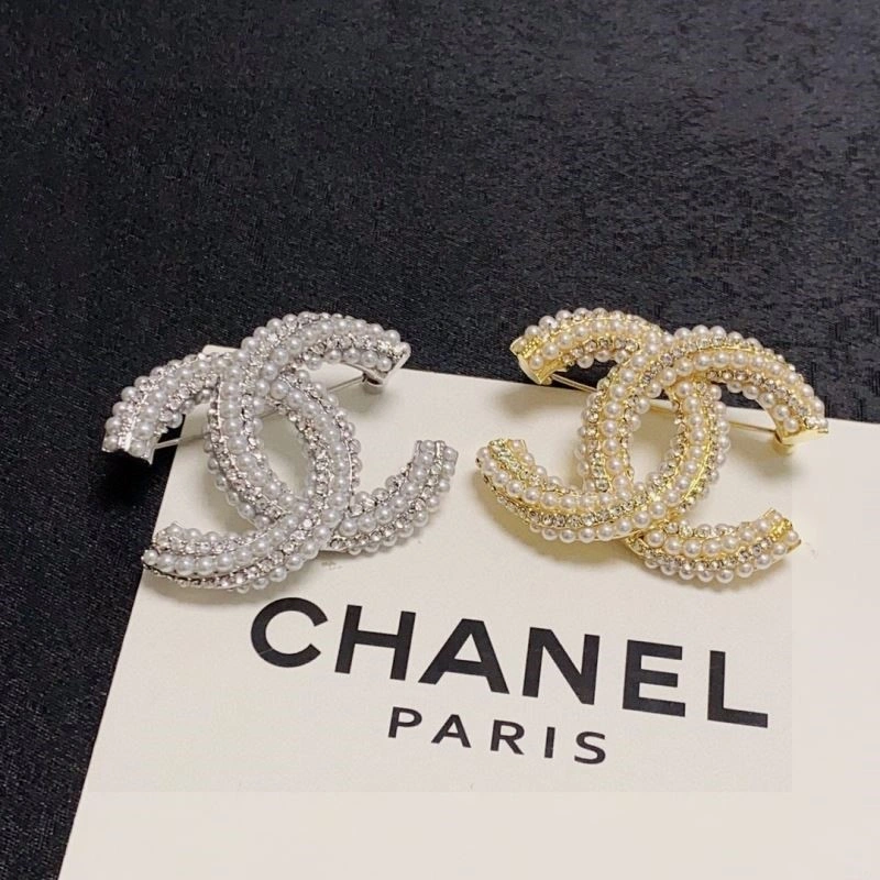 Chanel Brooches SmoothTexture 223210
