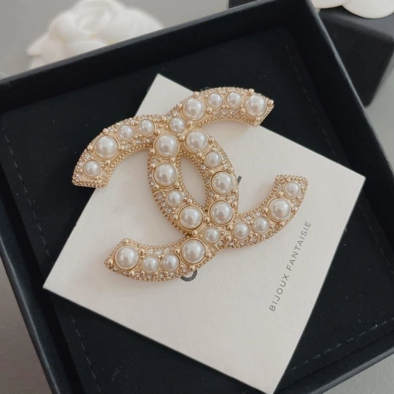 Chanel Brooches Lightweight 223197