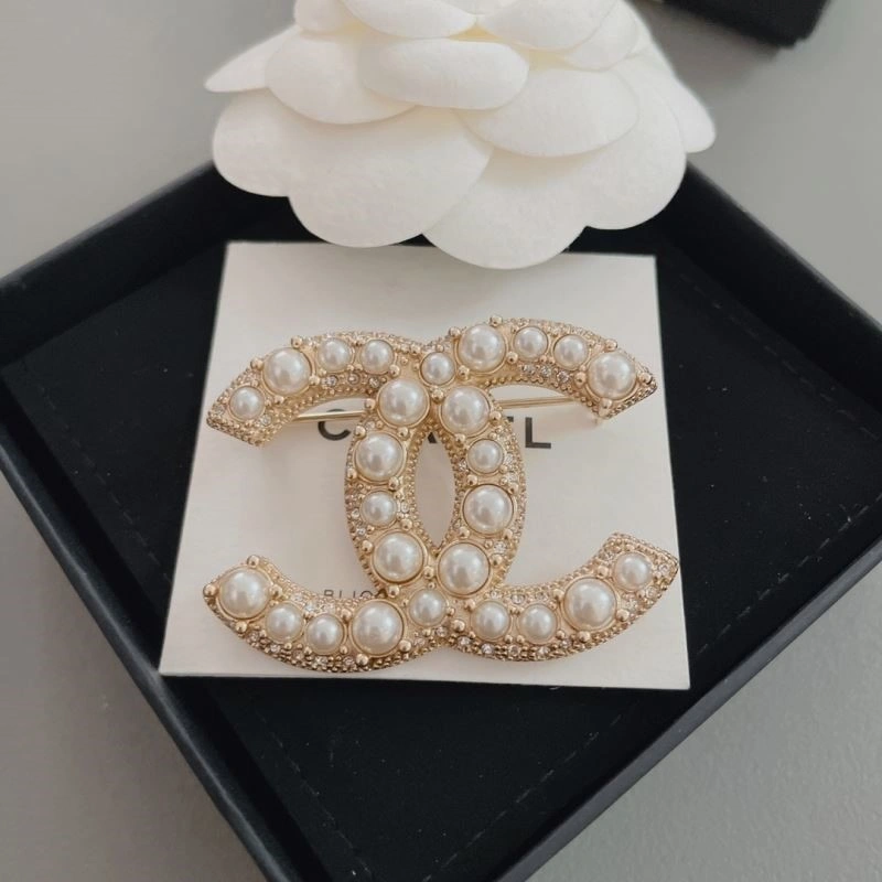 Chanel Brooches Lightweight 223197