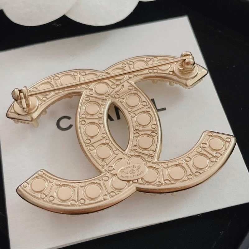 Chanel Brooches Lightweight 223197