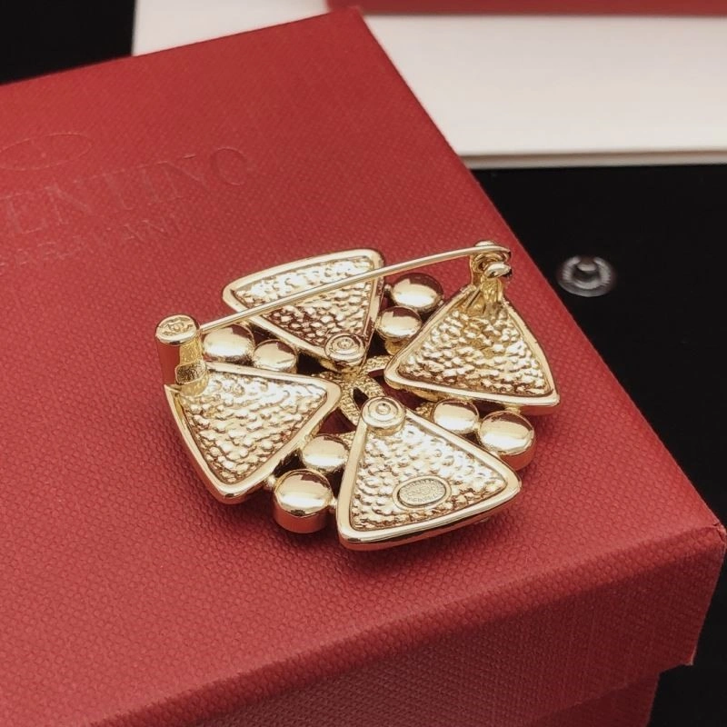 Chanel Brooches Packable 223184