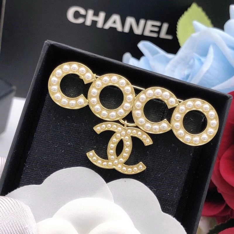 Chanel Brooches RelaxedFit 223183