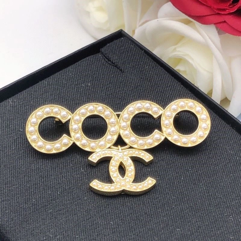 Chanel Brooches RelaxedFit 223183