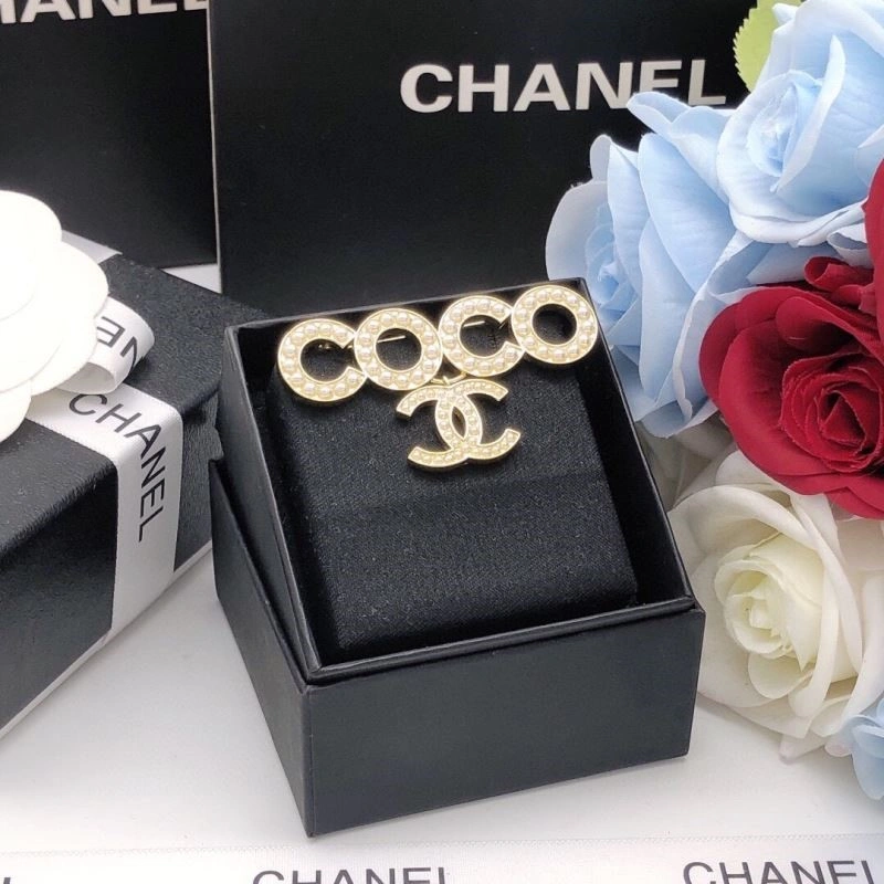 Chanel Brooches RelaxedFit 223183