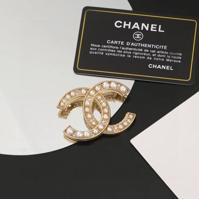 Lightweight Chanel Brooches 223187