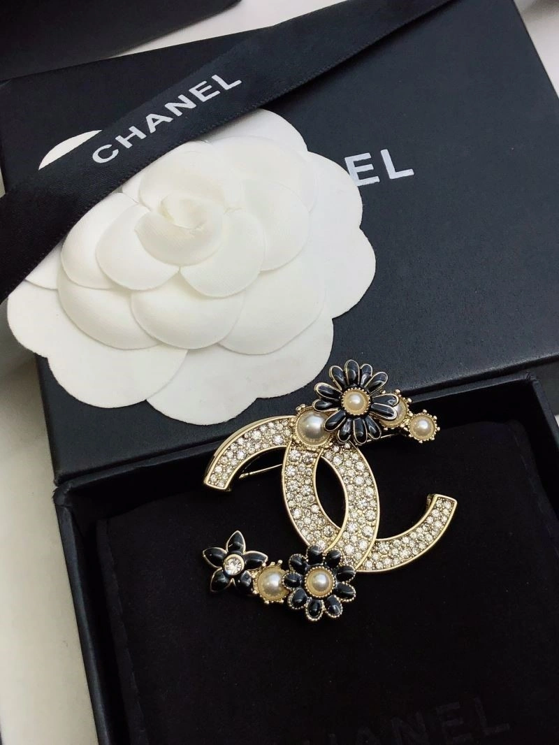Chanel Brooches WaterResistant 223175