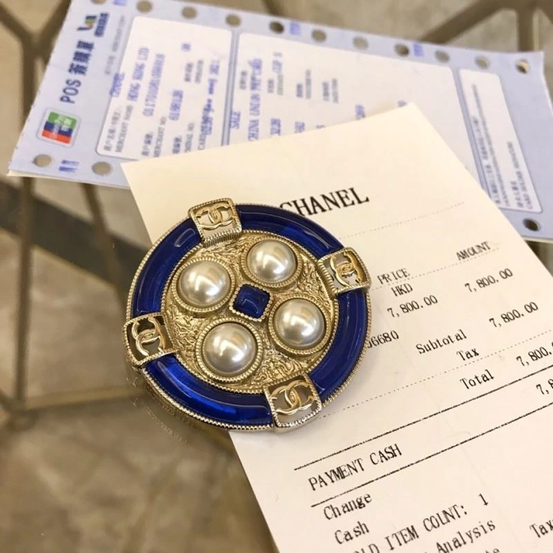 Chanel Brooches UrbanStyle 223174