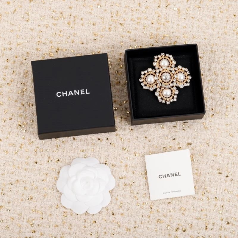 AllSeason Chanel Brooches 223163