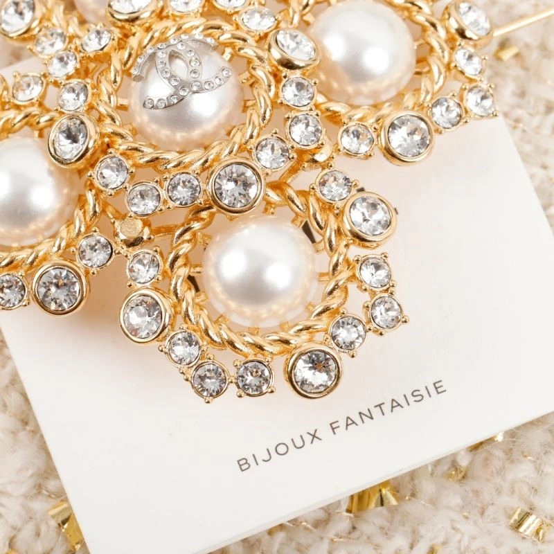 AllSeason Chanel Brooches 223163