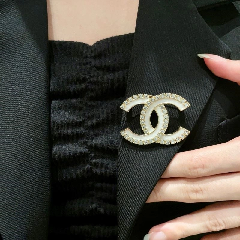 Chanel Brooches Fashionable 223156