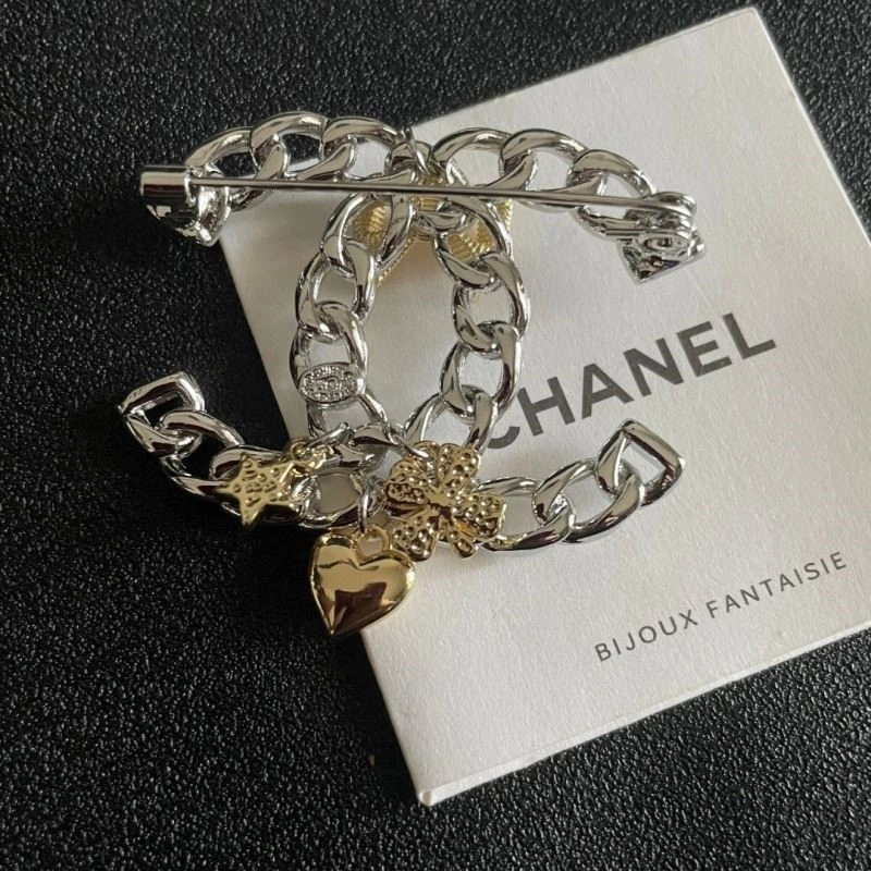 Chanel Brooches Sporty 223171