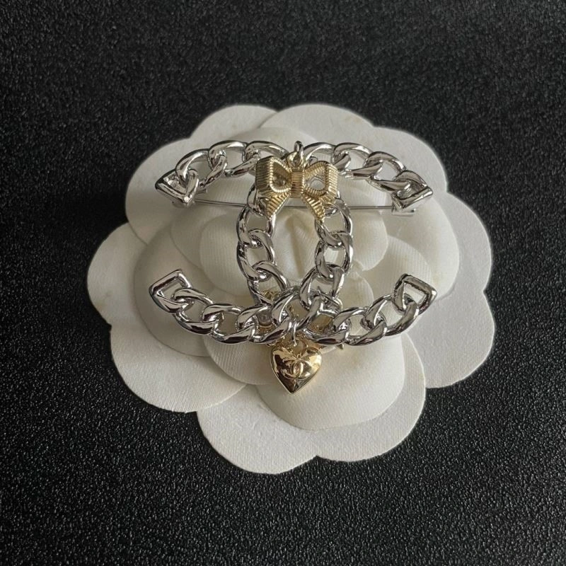 Chanel Brooches Sporty 223171