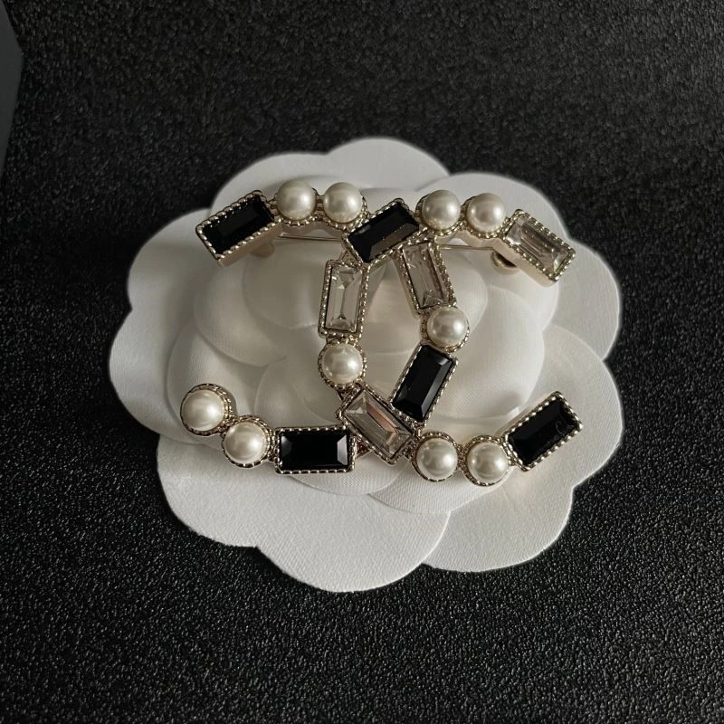 Chanel Brooches ZipUp 223172