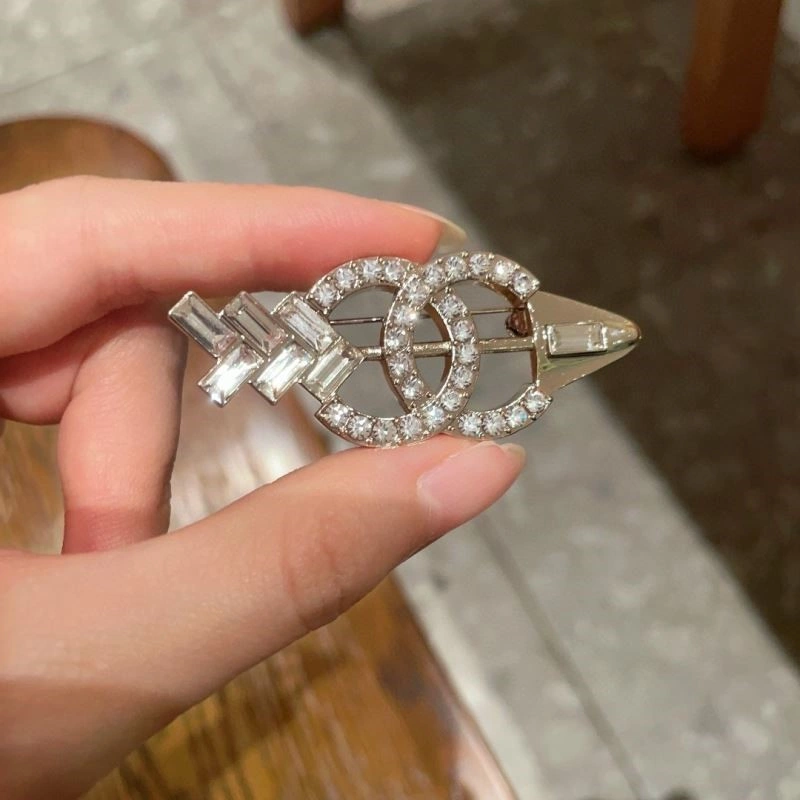 Chanel Brooches Neat 223179