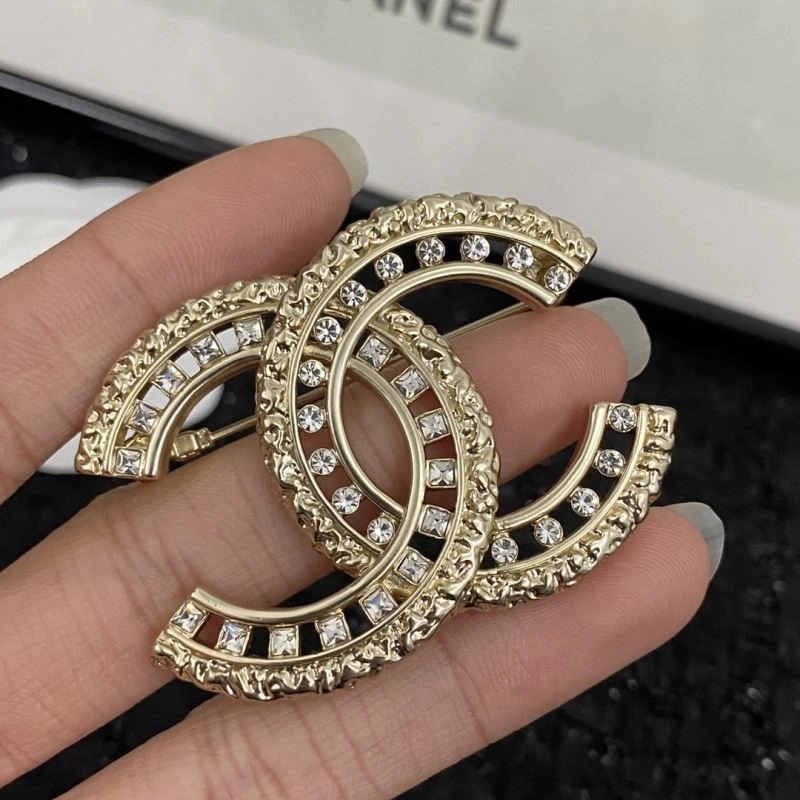 FreshLook Chanel Brooches 223164