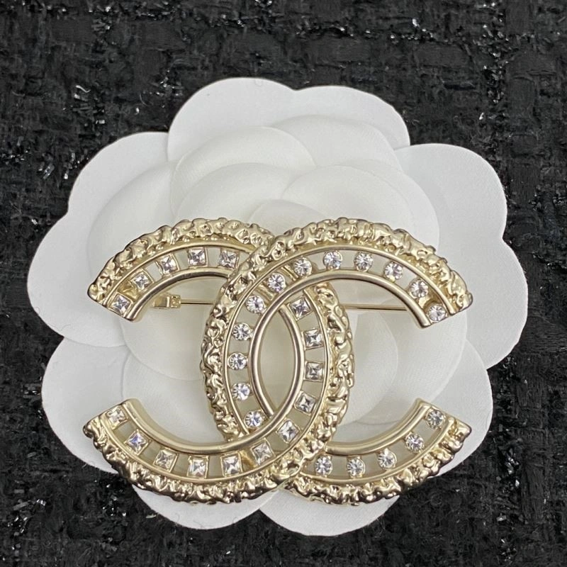 FreshLook Chanel Brooches 223164