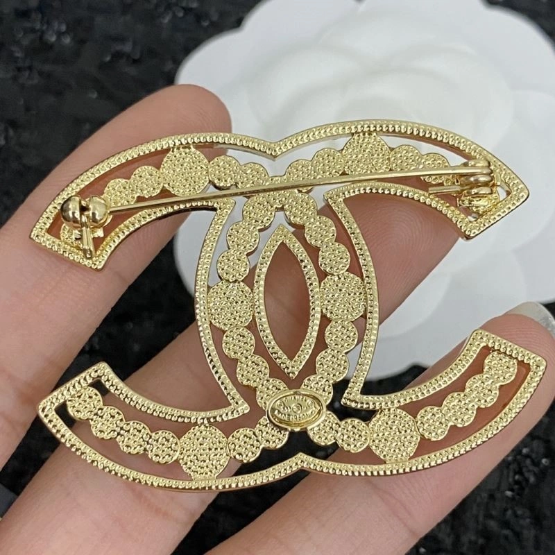 FastDry Chanel Brooches 223208