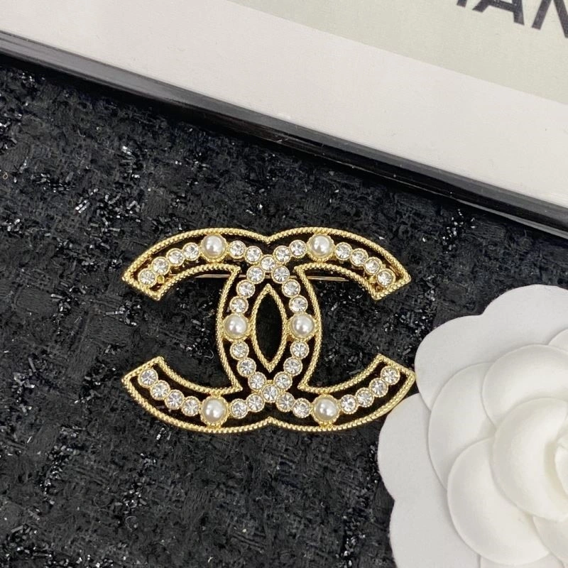 FastDry Chanel Brooches 223208