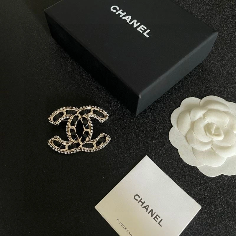 Chanel Brooches SmoothTexture 223162