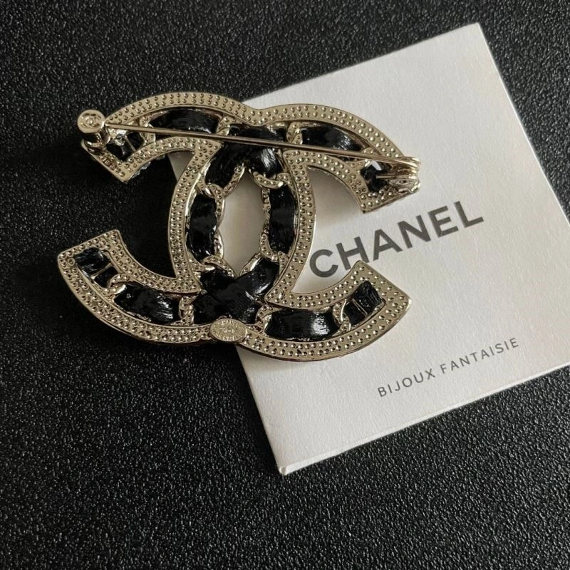 Chanel Brooches SmoothTexture 223162