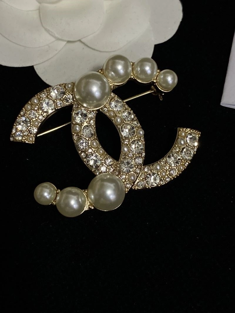 Chanel Brooches WrinkleFree 223147