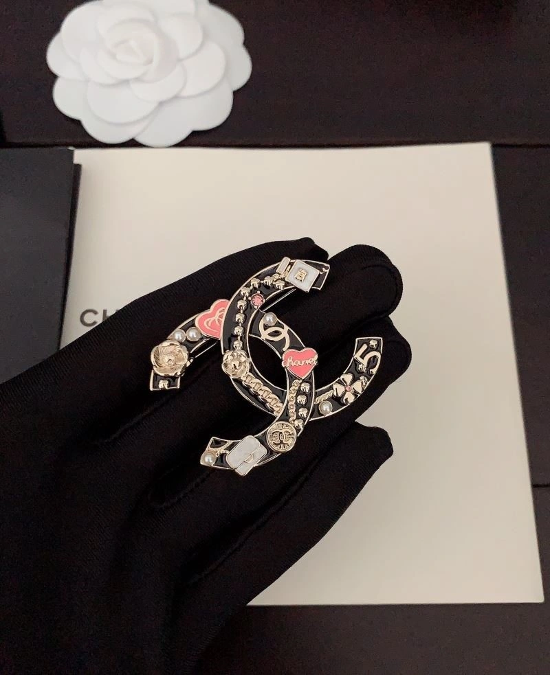 Practical Chanel Brooches 223159