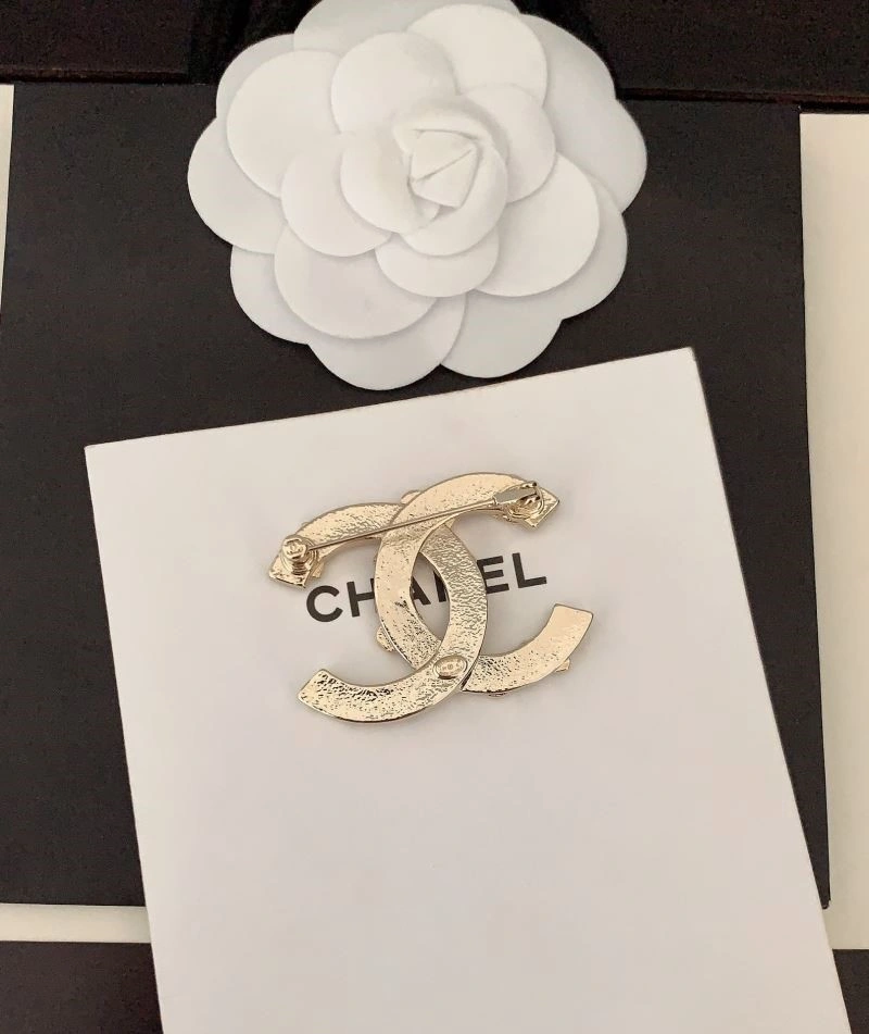 Practical Chanel Brooches 223159