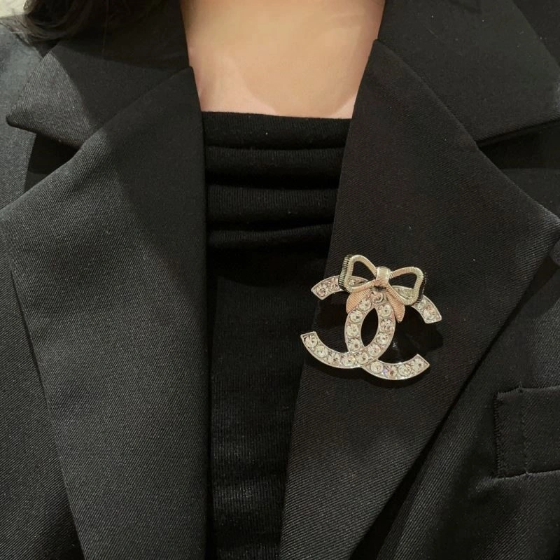Chanel Brooches WrinkleFree 223152