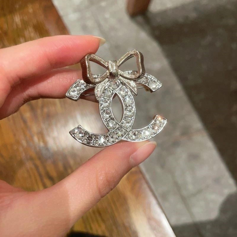 Chanel Brooches WrinkleFree 223152