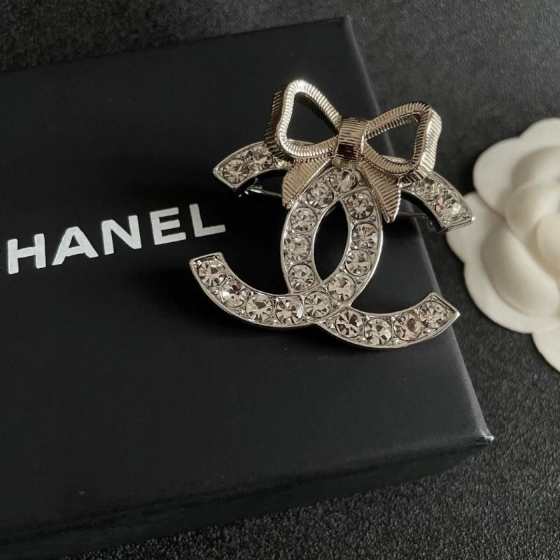 Chanel Brooches WrinkleFree 223152